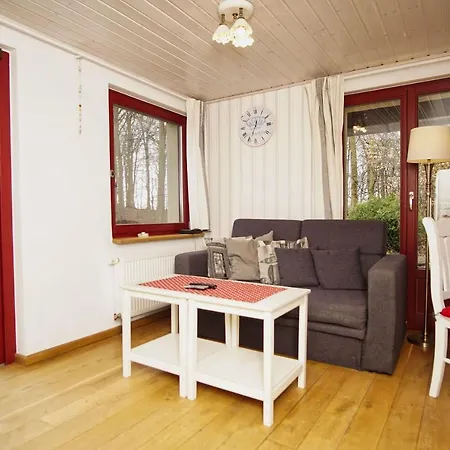 Idyllische Lage, Eigene Fasssauna, Kamin Und Terrasse - Ferienhaus Rotkaeppchen