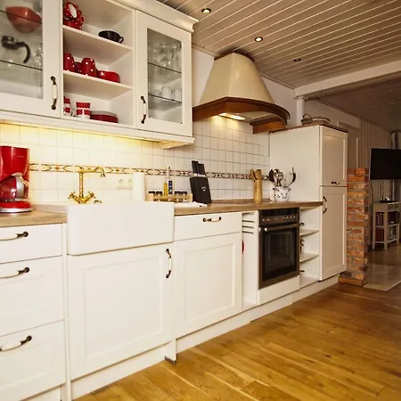 Idyllische Lage, Eigene Fasssauna, Kamin Und Terrasse - Ferienhaus Rotkaeppchen Casa vacanze Sellin (Rugen)
